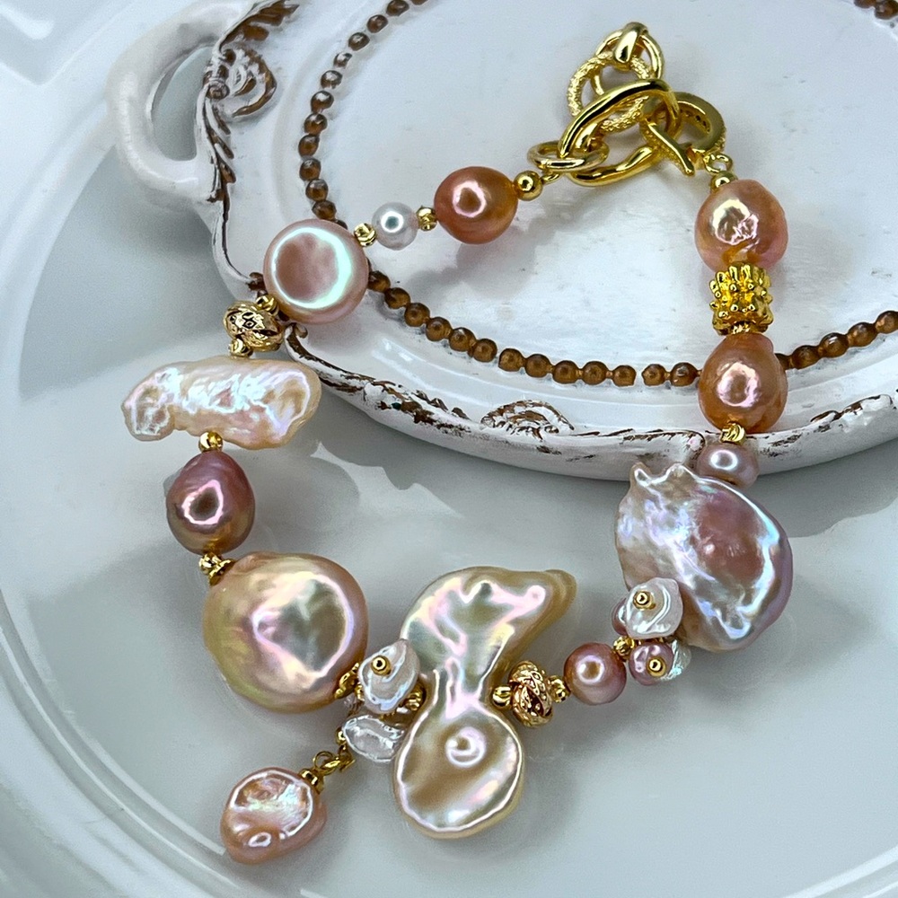 Handmade Freshwater Metallic Keshi Coin Edison Pearl Golden Champagne Bracelet - Picture 2 of 3